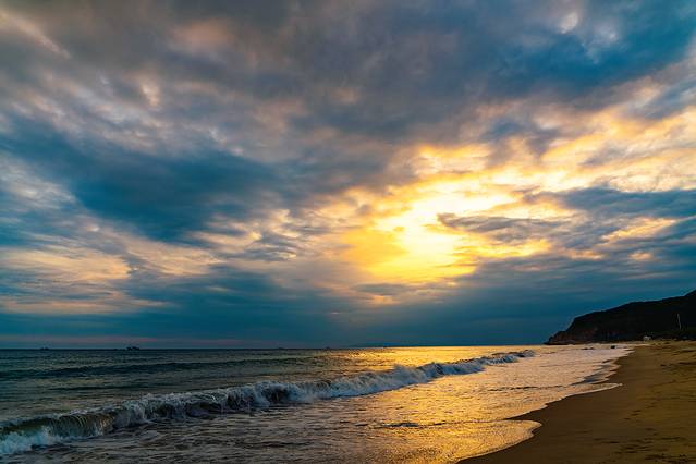 三亚旅游全攻略大概多少钱,2018最详细的三亚吃货游玩攻略