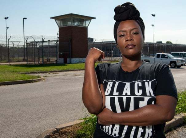 回扣、垄断与欺瞒：英媒揭秘美国12亿美元监狱电信产业