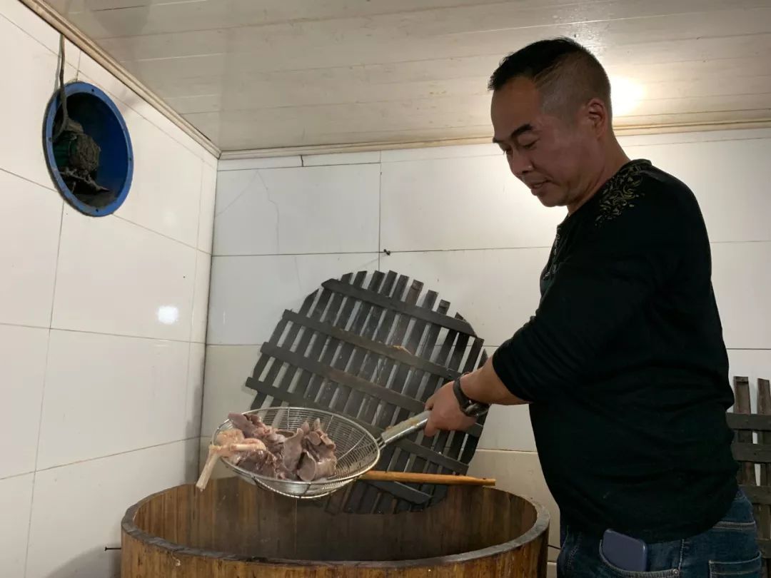 口味太重!开车1个小时!老桐乡吃货推荐:羊枪羊炮羊眼全安排上了……