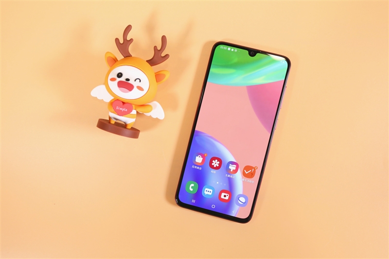 中端机还能如此漂亮三星GalaxyA70s评测:最轻薄的6400万三摄之作