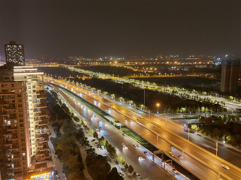 中端机还能如此漂亮三星GalaxyA70s评测:最轻薄的6400万三摄之作