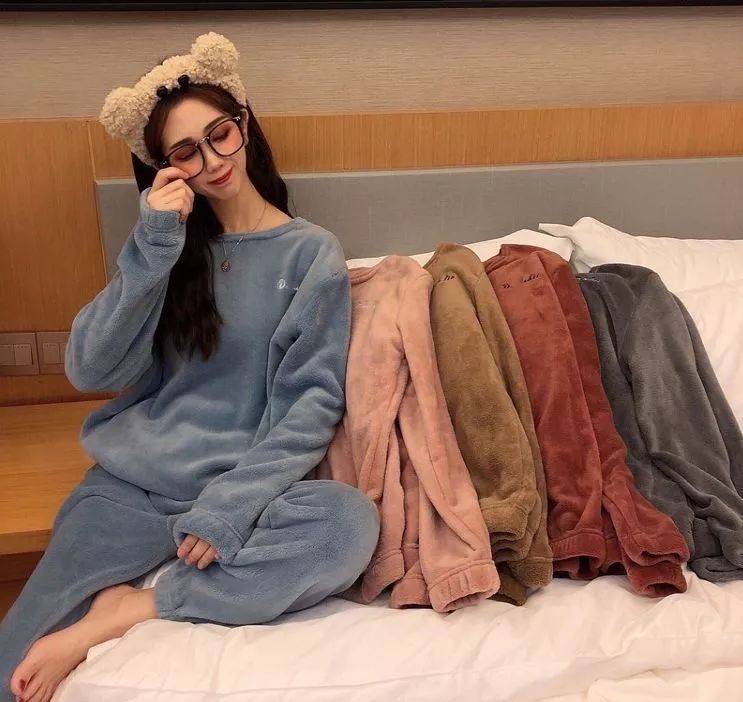 睡衣臃肿邋遢？扔掉换它！在家穿又美又暖