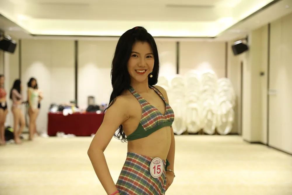 女孩们的Plog2泳装上线——2019昕薇中国女孩大赛训练营第二天