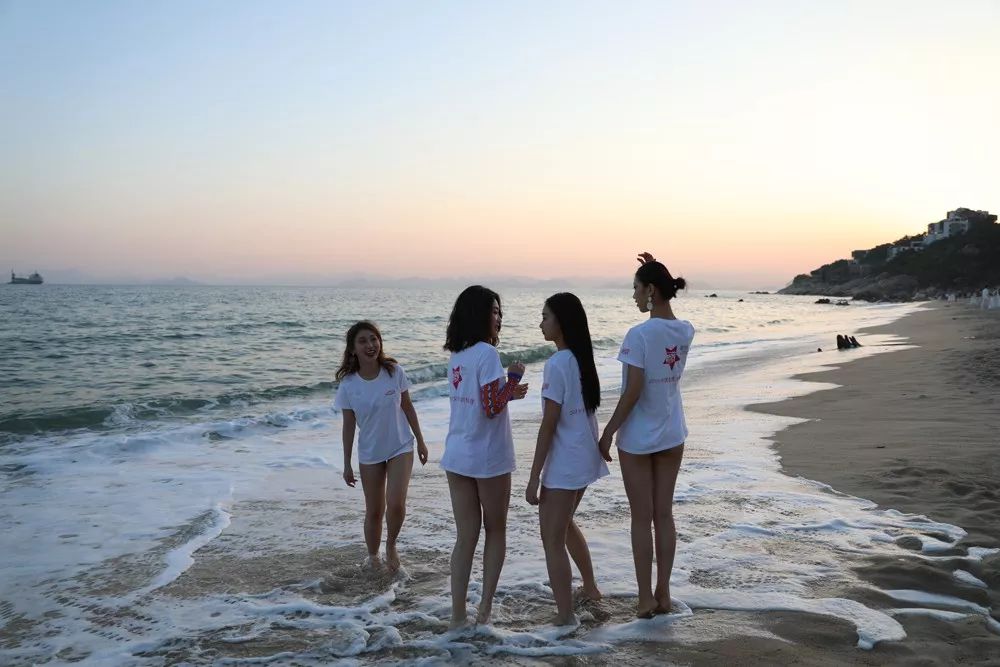 女孩们的Plog2泳装上线——2019昕薇中国女孩大赛训练营第二天