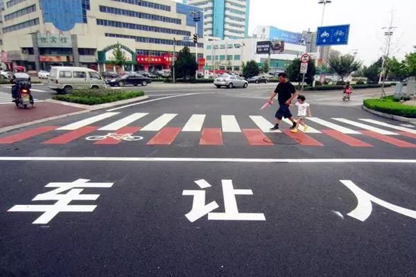 开车容易被扣分的习惯,新手开车经常被扣分