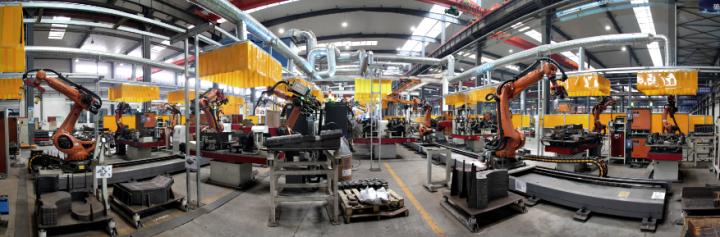 城西有位少侠，会六脉神剑凌波微步，还多情浪漫，他叫青山湖科技城