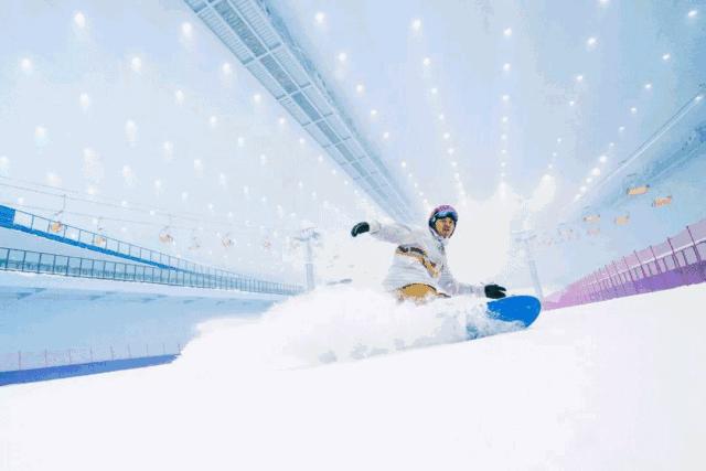 城事丨来一段冰雪奇缘！43台机器助力，长沙湘江欢乐城将飘“雪”