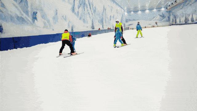 城事丨来一段冰雪奇缘！43台机器助力，长沙湘江欢乐城将飘“雪”