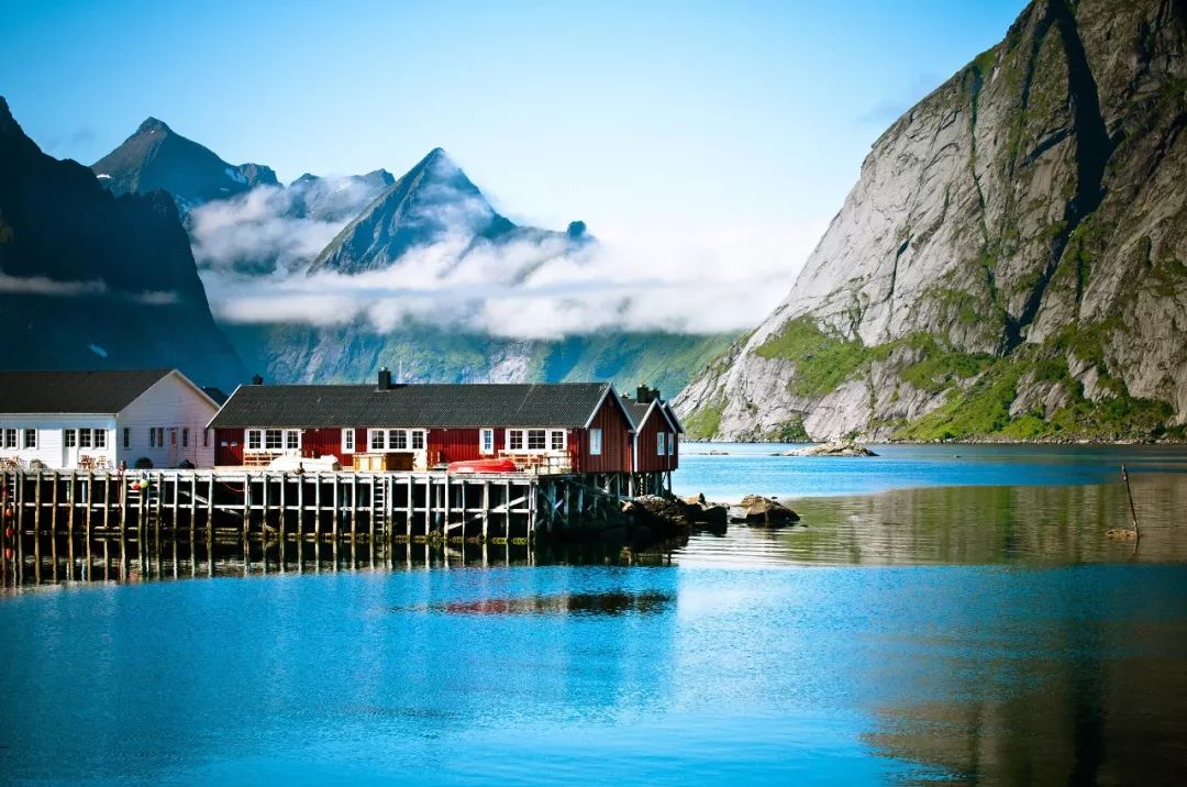 冰雪奇缘是英文电影吗,冰雪奇缘简介视频