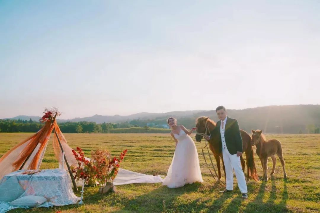 第一批fun肆粉丝已互粉结婚,而你还没学会自拍?