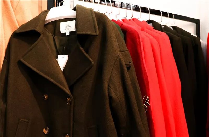 番禺剁手*党**的天堂！低至2.5折，万人疯抢的欧时力、MNBF等顶级国际潮牌开仓