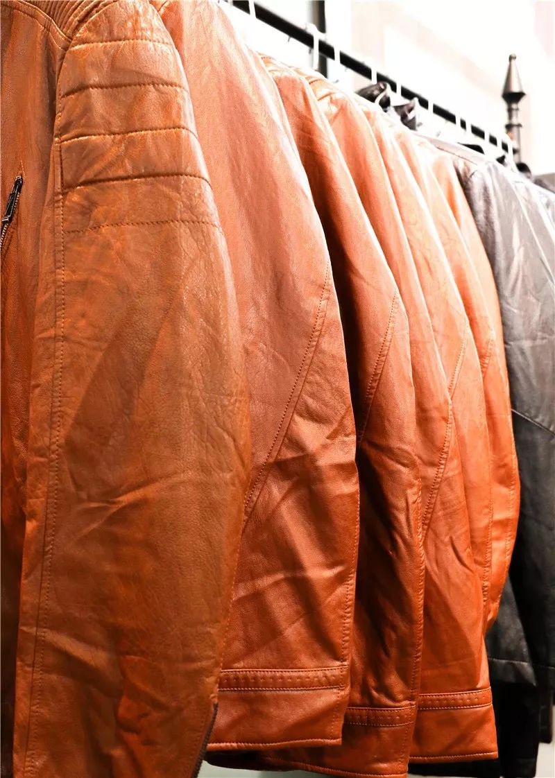 番禺剁手*党**的天堂！低至2.5折，万人疯抢的欧时力、MNBF等顶级国际潮牌开仓