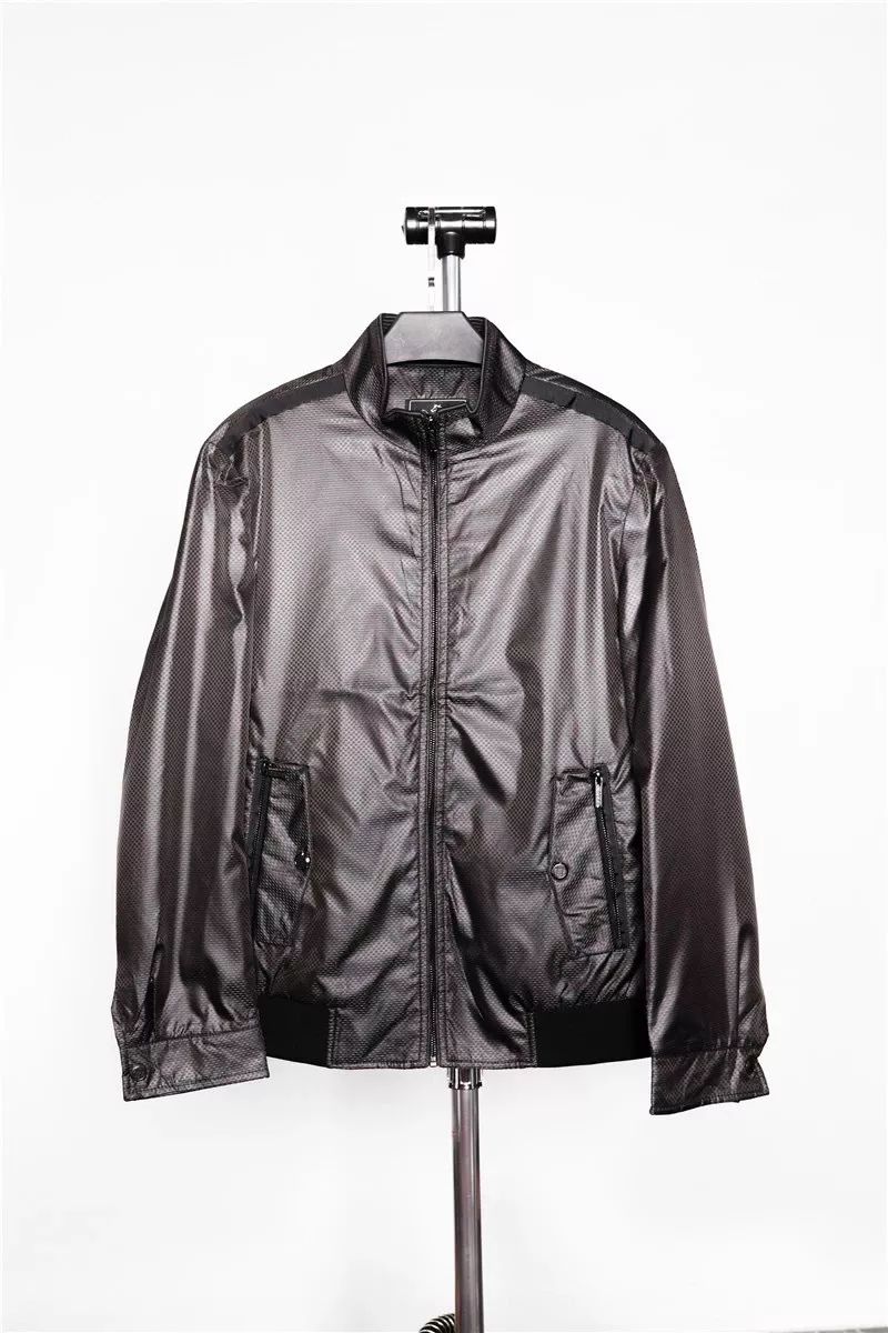 番禺剁手*党**的天堂！低至2.5折，万人疯抢的欧时力、MNBF等顶级国际潮牌开仓