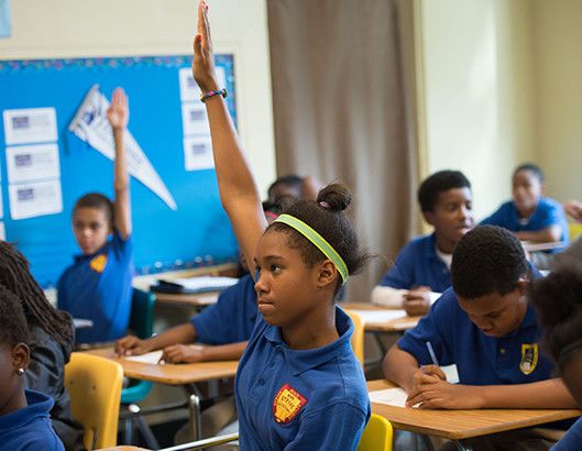 为什么顶尖美高大多是富人小孩?美国的教育分层比你想的残酷多了....