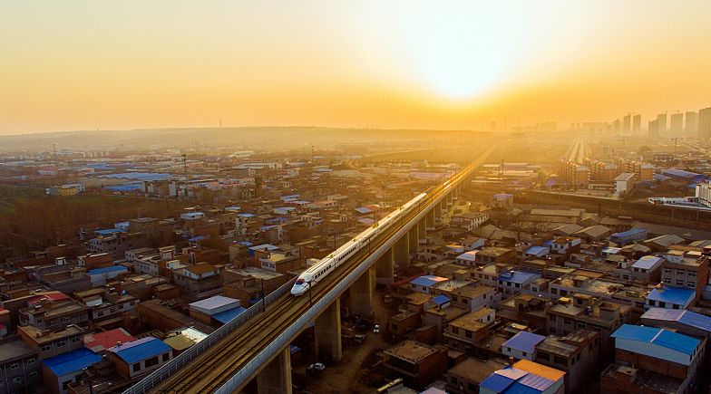 洛阳直达成都高铁开通,洛阳即将开通的火车