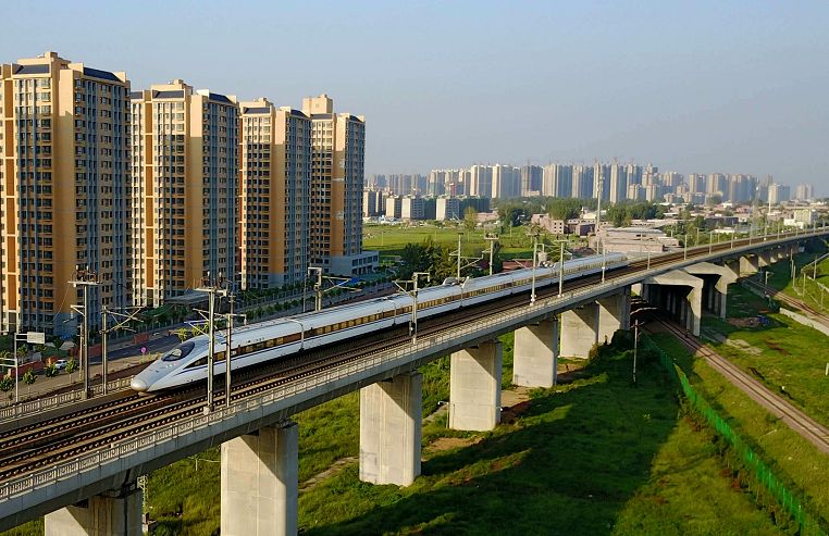 洛阳直达成都高铁开通,洛阳即将开通的火车