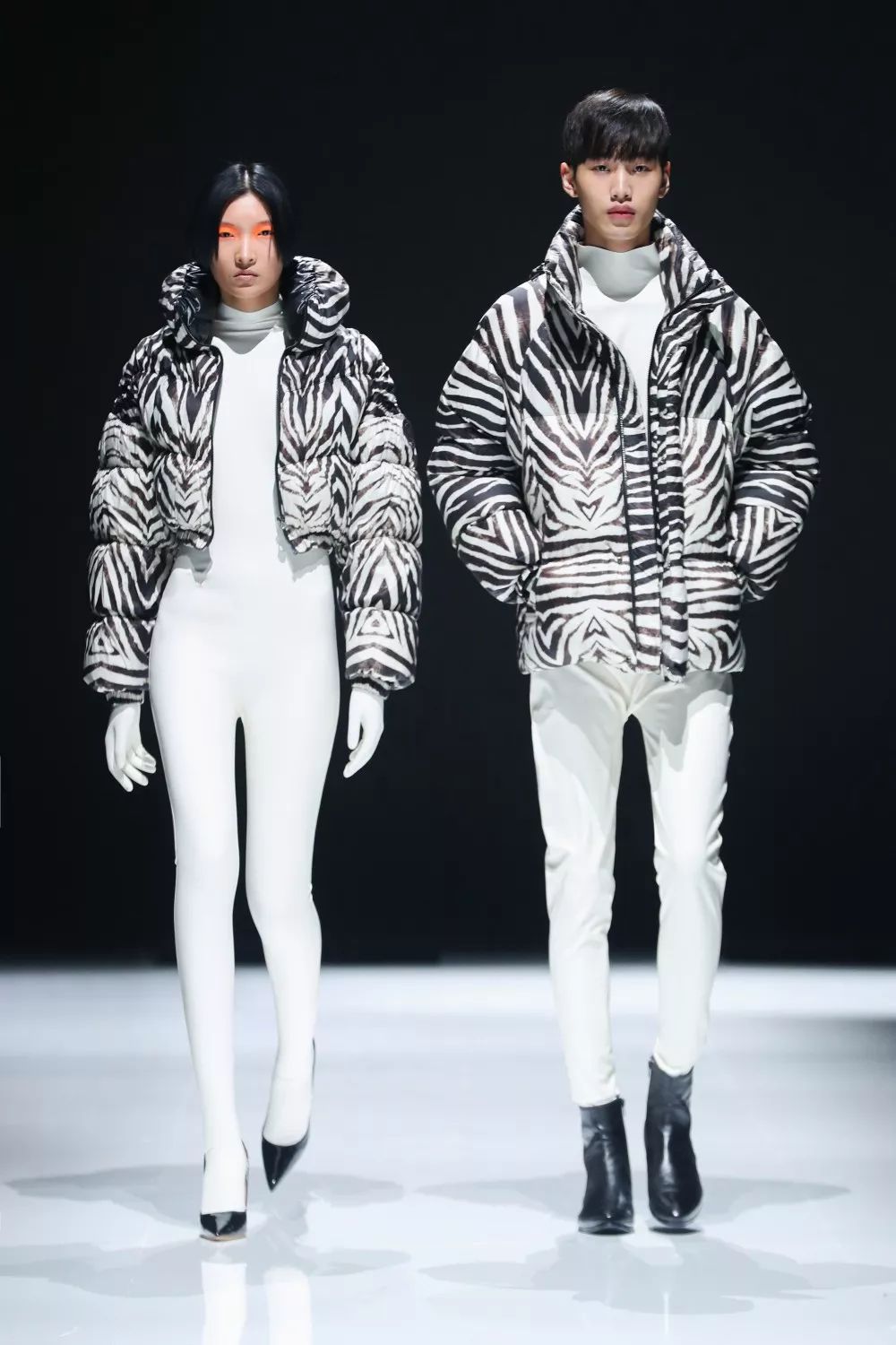 爱马仕传奇钦点，海外ins求代购，波司登X高缇耶联名火爆全球？