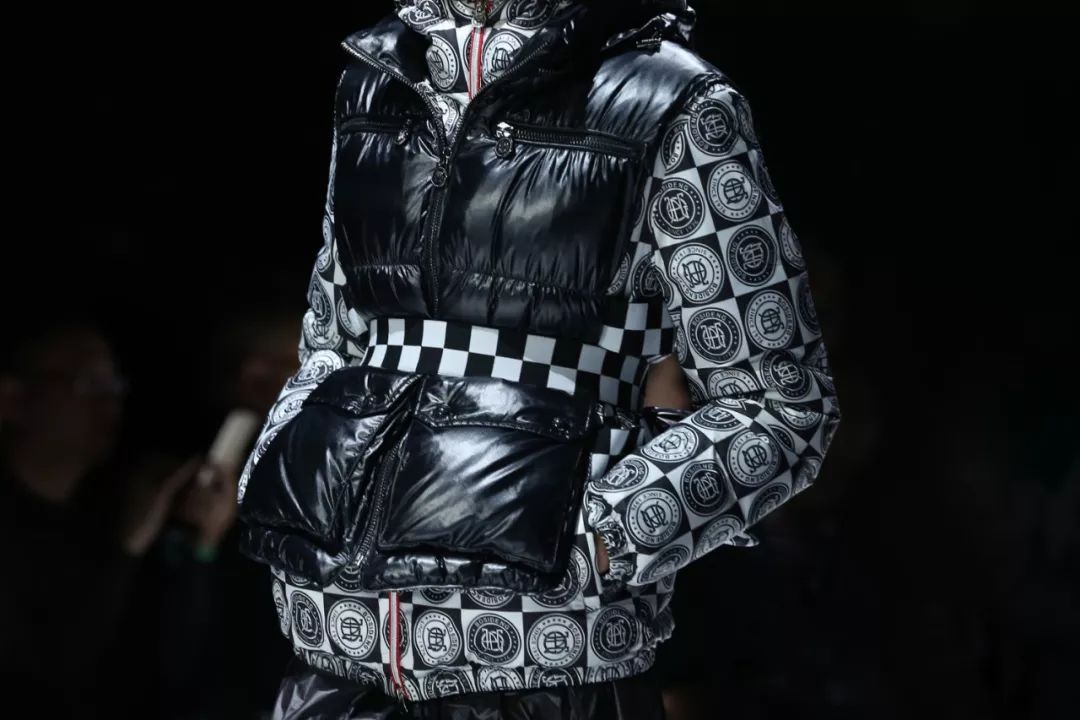 爱马仕传奇钦点，海外ins求代购，波司登X高缇耶联名火爆全球？