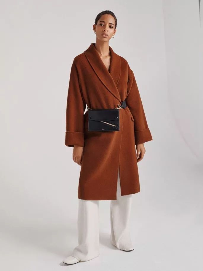 大衣买哪些经典不过时,哪些牌子的大衣值得推荐