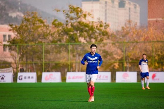 建梁搭桥直通职业联赛强强联合打造最火山东“草根足球”