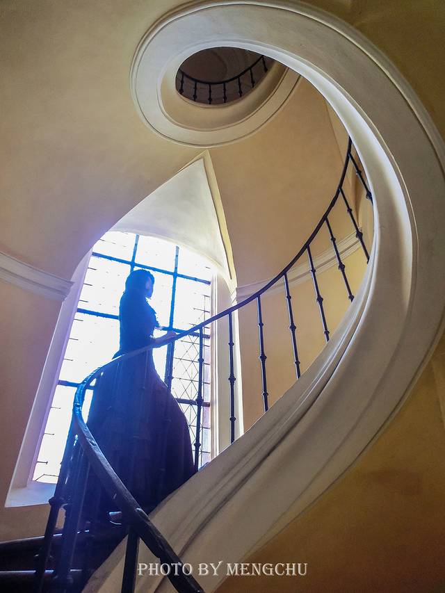 布拉格伏尔塔瓦河畔的童话之城,捷克伏尔塔瓦河畔