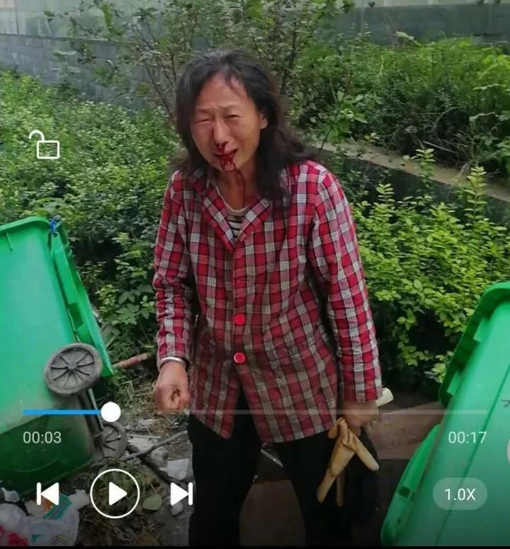 64岁陈道明偶遇84岁牛犇：不经意的动作，暴露了他真正的教养