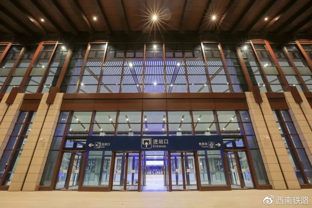 成贵高铁模拟线路图,成贵高铁通到哪里了