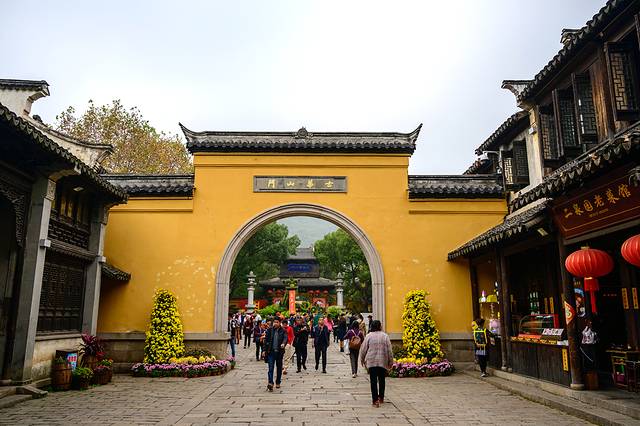 无锡旅行漫步江南水乡惠山古镇，寻找帝王的足迹