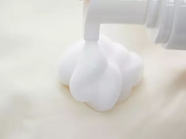 干洗店教你清洗羽绒服,干洗店清洗羽绒服最好的方法