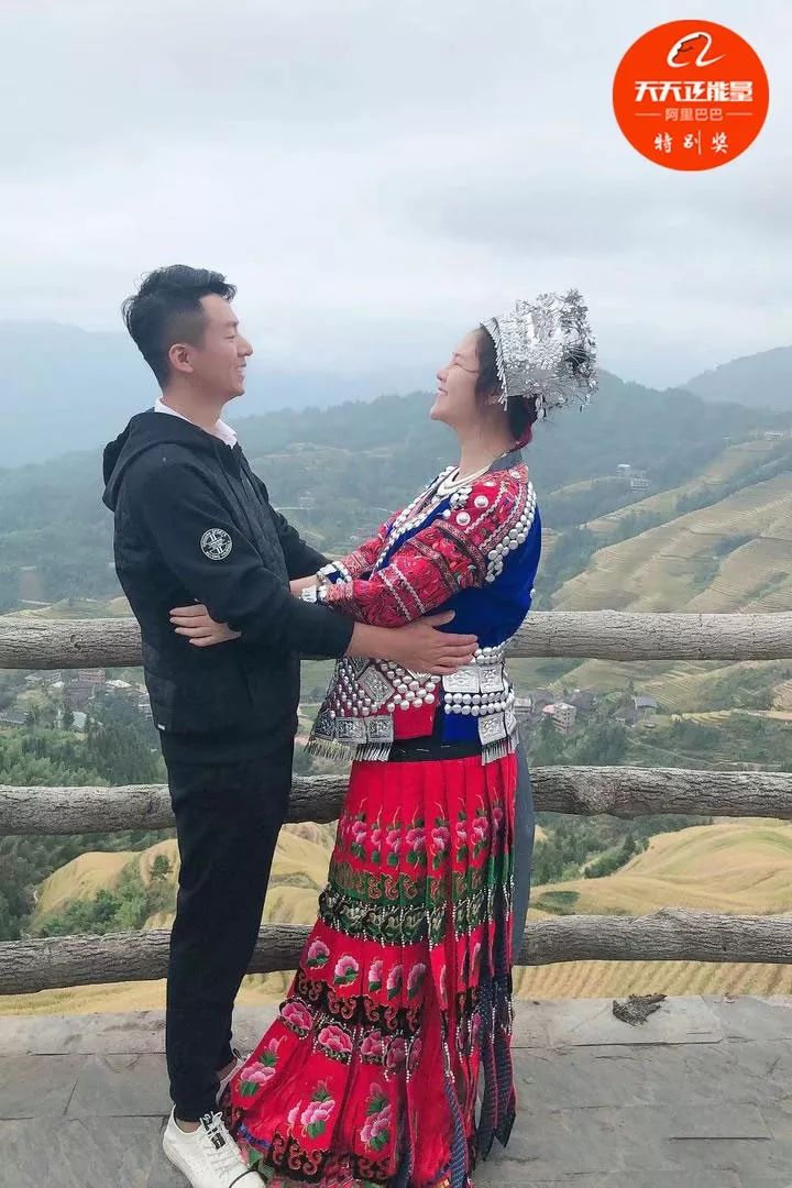 送这对夫妻上!热!搜