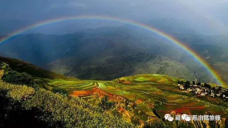大地的调色板云南东川红土地,大地的调色板