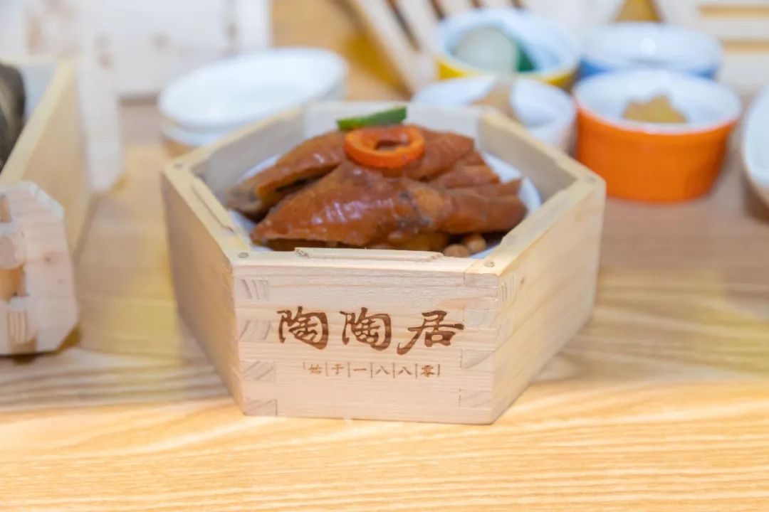 别光顾着吃美食！这些五星级酒店里的盛具大多出自番禺，你可能还不知道