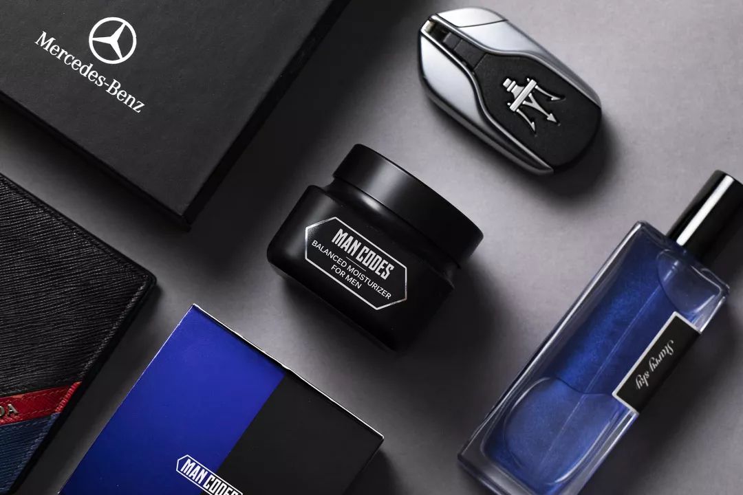 男士脸爆皮用什么保湿,男生秋冬脸上起皮用什么保湿