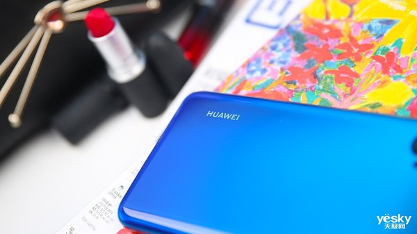 华为nova6拍照对比p30谁更好,nova65g和nova7对比