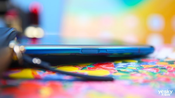 华为nova6拍照对比p30谁更好,nova65g和nova7对比