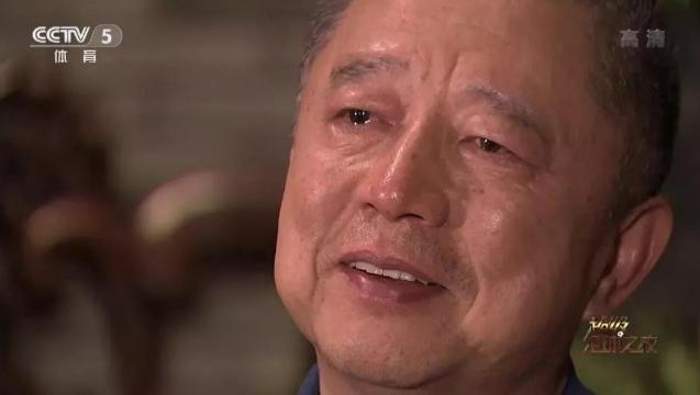 致敬品牌力量“建业足球25周年球迷之夜”荣获凤凰网房产“时代事件”奖项