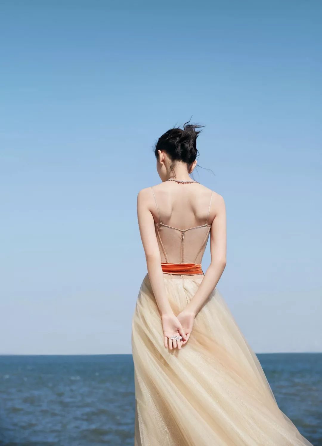 周冬雨觉得自己好看吗,周冬雨说她自己高级脸视频