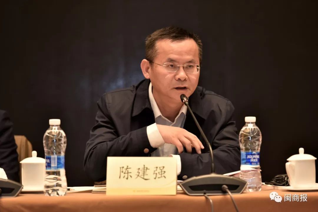 曹德旺讲企业必须具备的自信,曹德旺的4大自信