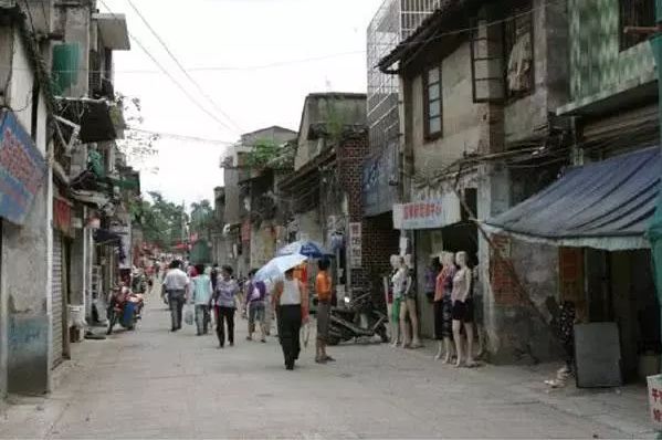 80年代至今长沙的变化,80年代长沙新开铺老照片
