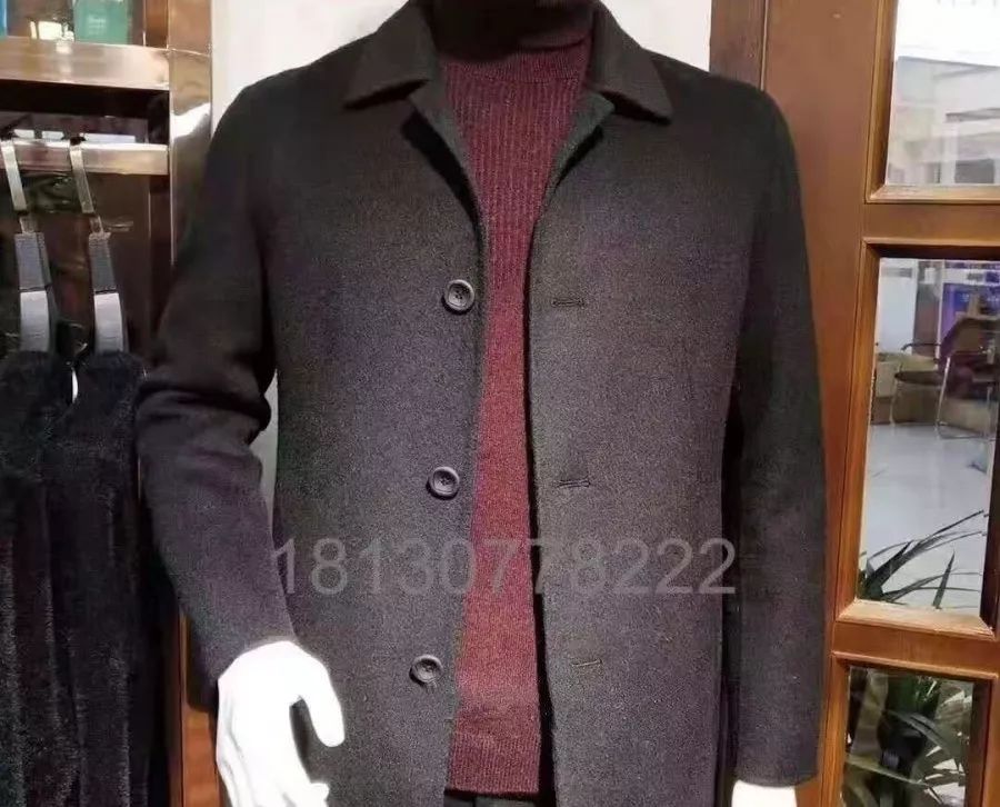 紧急通知：佛山顺德超大型羊绒大衣厂家仓库搬迁，全场50元—299元/件封顶，清仓大甩卖，限时抢购，12月7号开仓