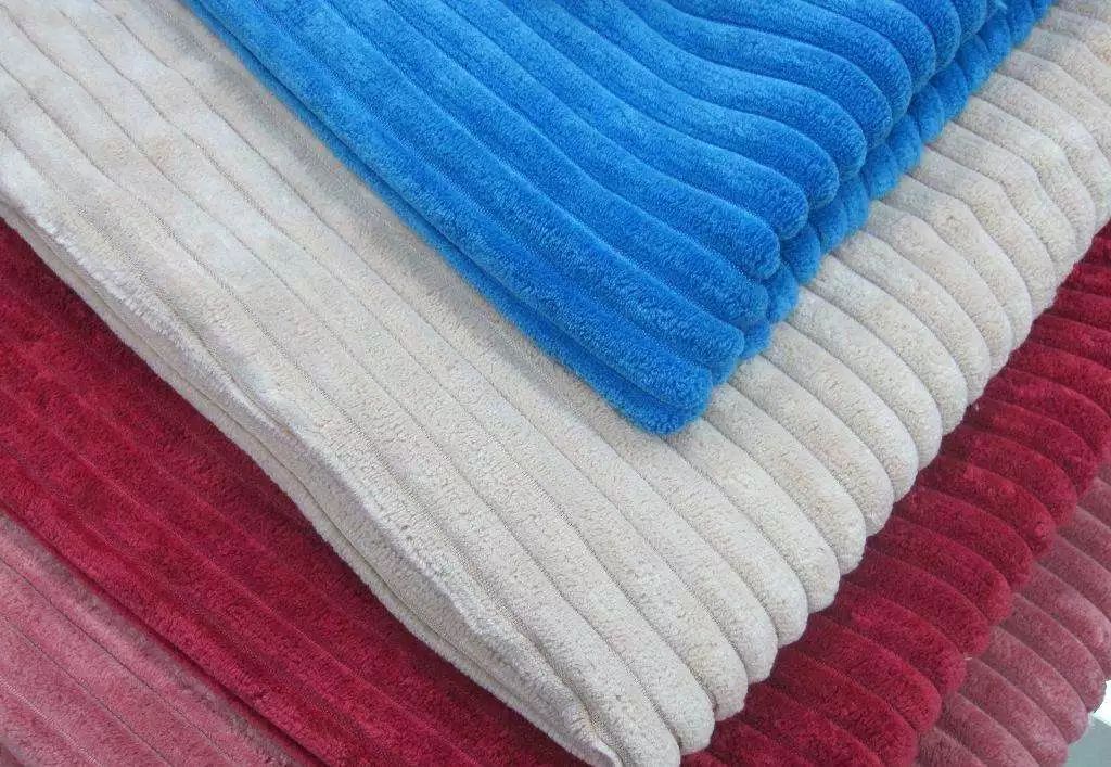 冬天的衣服清洗小常识 (不去洗衣店自己如何清洗冬季棉衣)