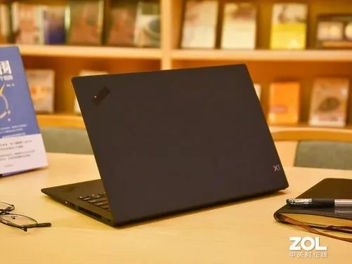 thinkpad巅峰之作x1carbon2018款,thinkpadx1carbon2019测评