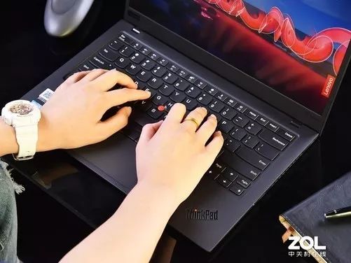 thinkpad巅峰之作x1carbon2018款,thinkpadx1carbon2019测评