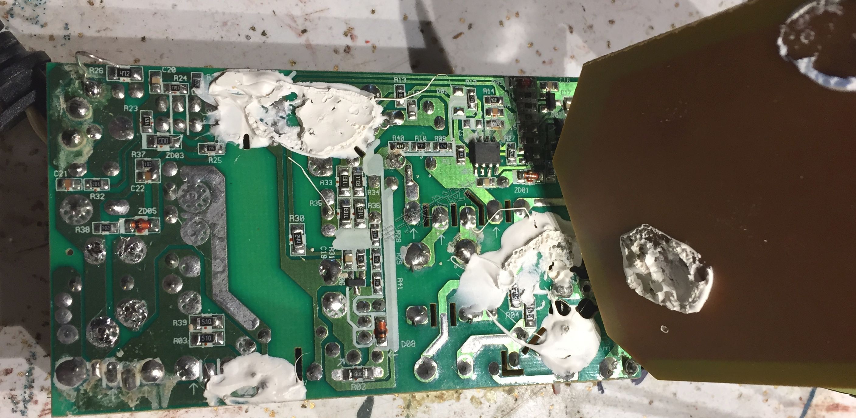 lcd液晶屏坏了有必要修吗,lcd屏幕坏了只更换反射膜