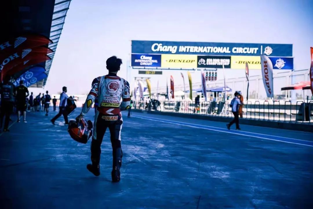 萨瓦迪卡摩托,萨瓦迪卡曼谷摩托