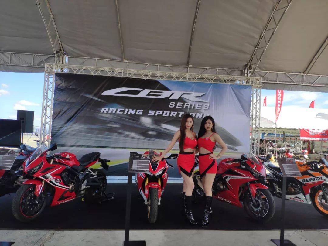 萨瓦迪卡摩托,萨瓦迪卡曼谷摩托