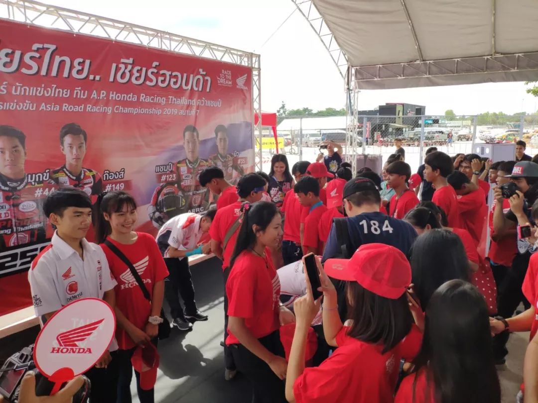 萨瓦迪卡摩托,萨瓦迪卡曼谷摩托