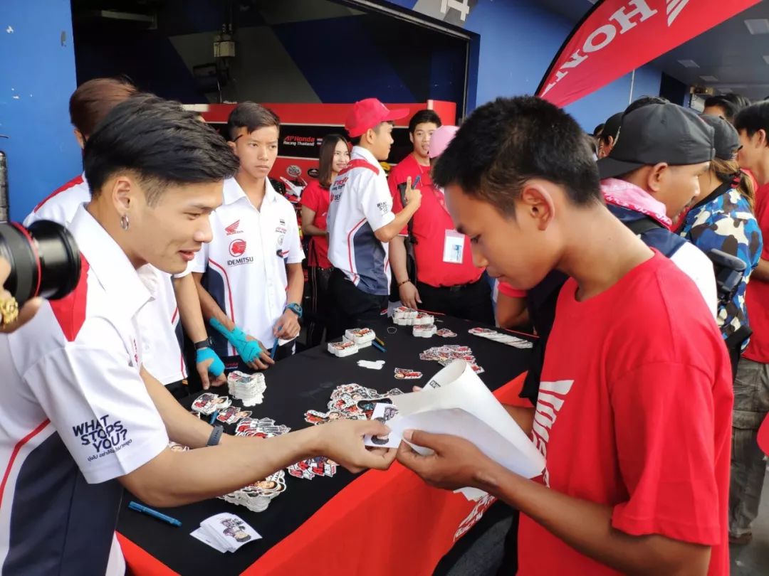 萨瓦迪卡摩托,萨瓦迪卡曼谷摩托