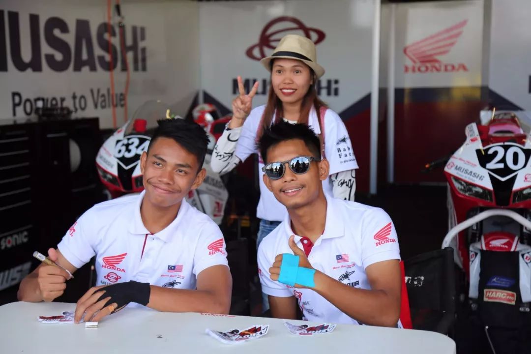 萨瓦迪卡摩托,萨瓦迪卡曼谷摩托