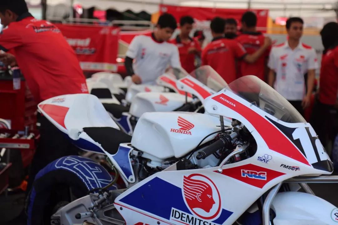 萨瓦迪卡摩托,萨瓦迪卡曼谷摩托